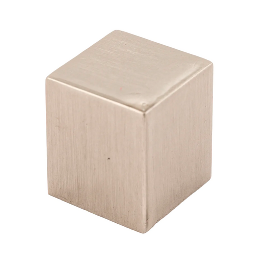 Caja con 50 piezas de Botón Zamak